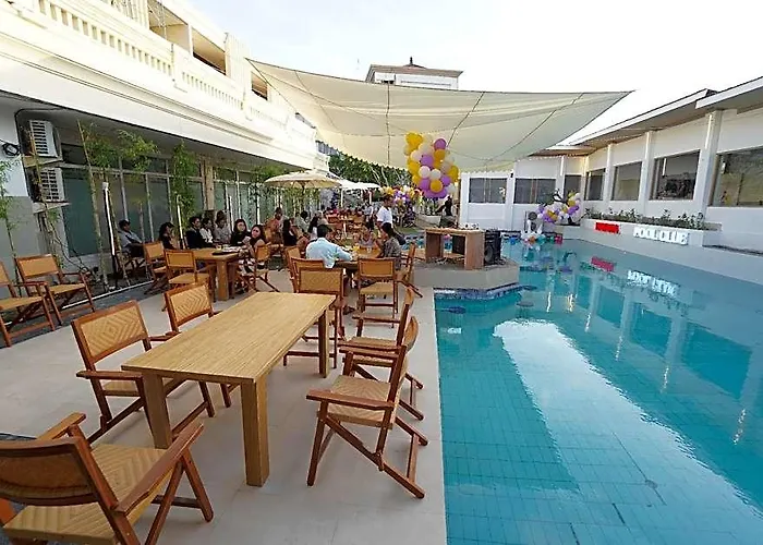 Private Pool ホテル